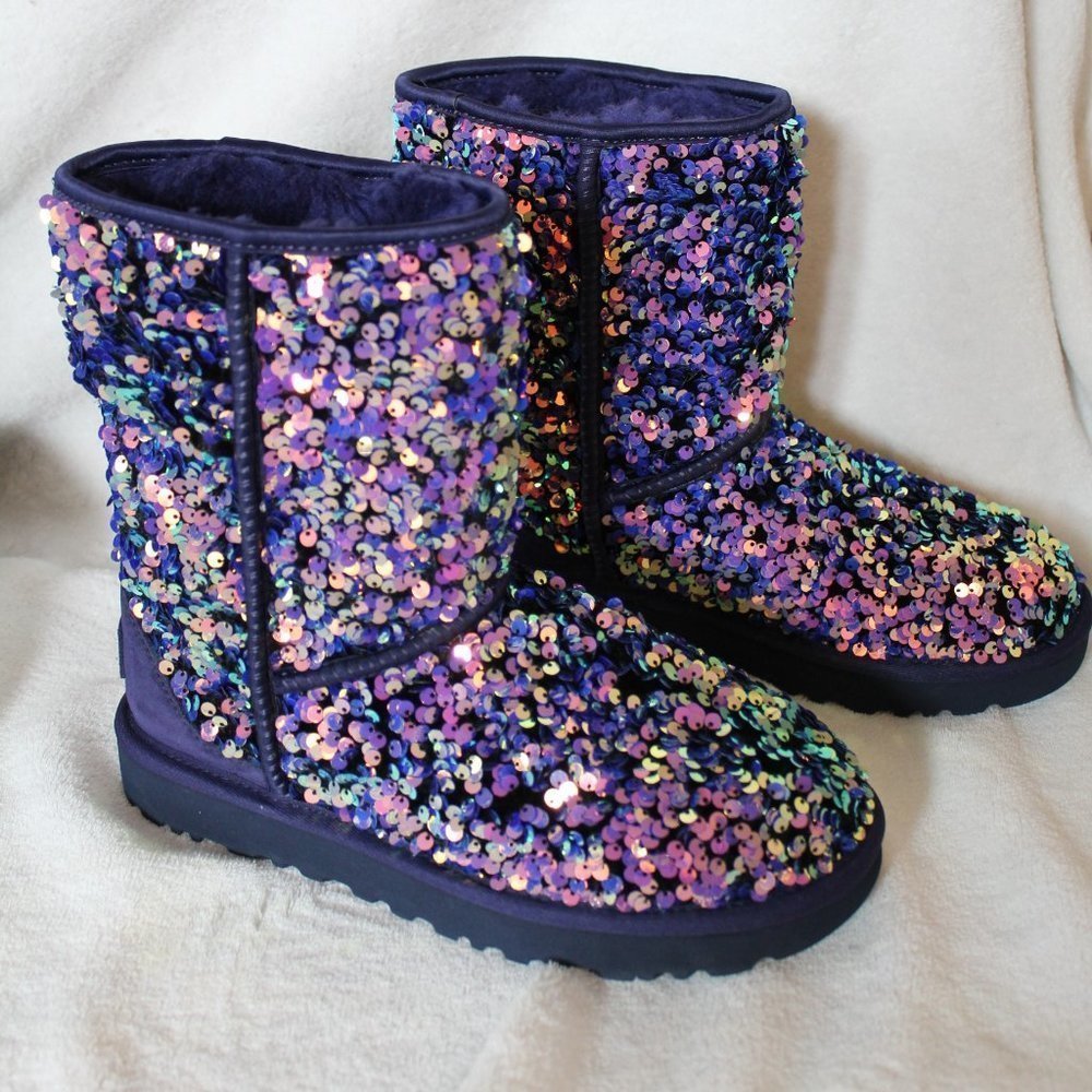 NEW WOMEN'S STELLAR SEQUIN RARE BLUE BOOTSโ